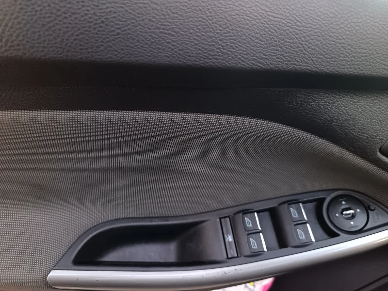 Ford Focus 1.6, снимка 13 - Автомобили и джипове - 53117674