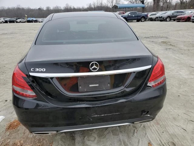 Mercedes-Benz C 300 2.0L 4 Rear-wheel drive, снимка 4 - Автомобили и джипове - 49193169