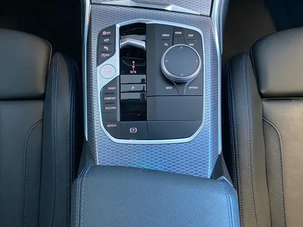 BMW 340 i xDrive M = Shadow Line = Гаранция, снимка 9 - Автомобили и джипове - 53234934