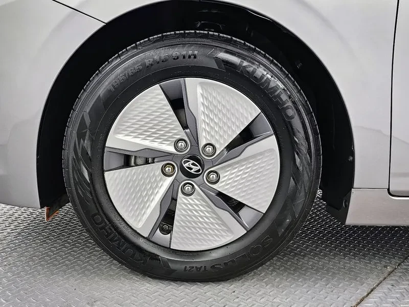 Hyundai Ioniq 5 Hybrid 1.6 Hev I, снимка 12 - Автомобили и джипове - 55098796