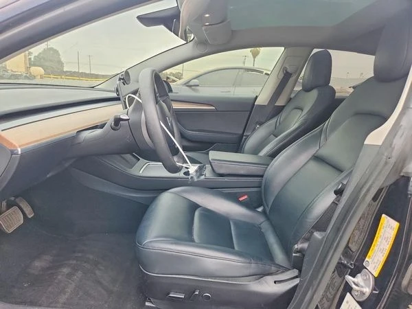 Tesla Model 3, снимка 8 - Автомобили и джипове - 56198808