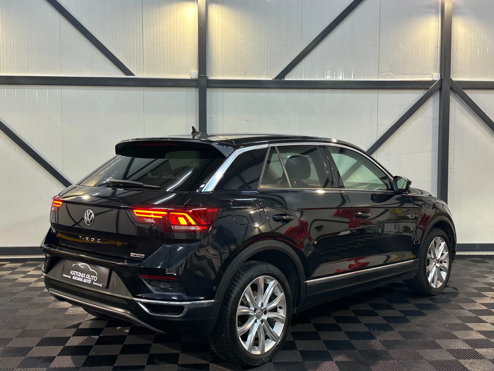 VW T-Roc ПОДГРЕВ* САМОПАРКИРАНЕ* КАМЕРА, снимка 3 - Автомобили и джипове - 49319342