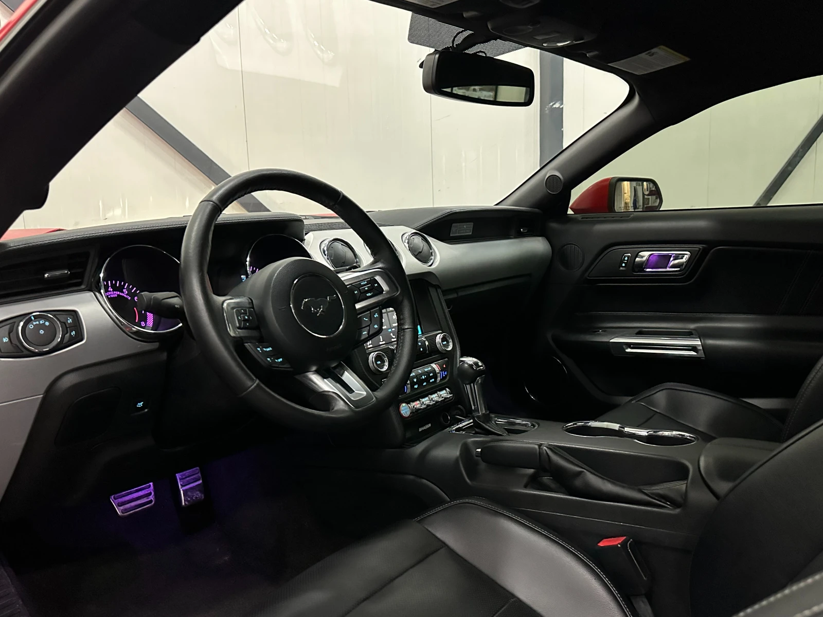 Ford Mustang * ОБДУХВАНЕ* ПОДГРЕВ* SHAKER* ECOBOOST* , снимка 10 - Автомобили и джипове - 49319342