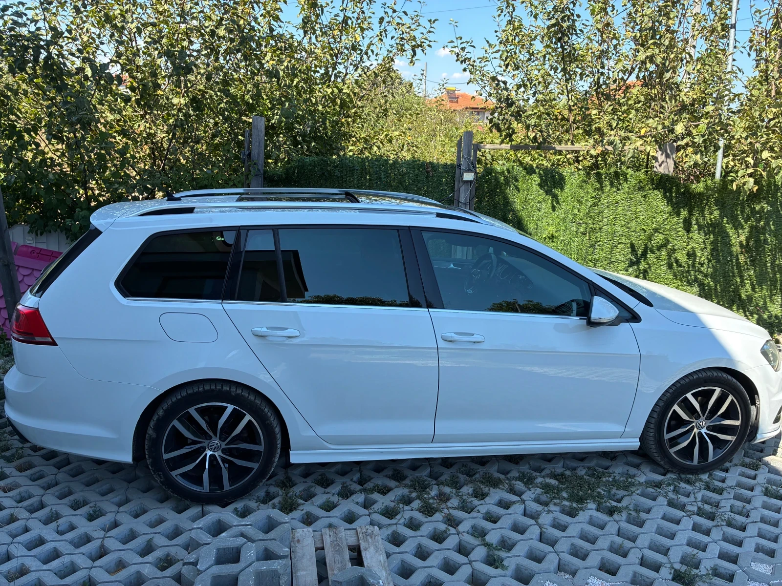 VW Golf 2.0 TDI 3x R-LINE - изображение 5