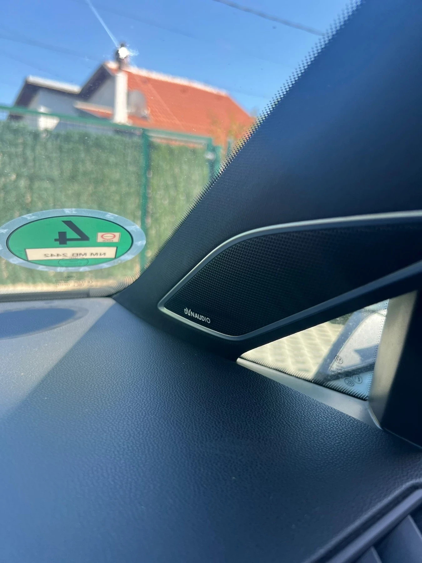 VW Golf 2.0 TDI 3x R-LINE - изображение 8