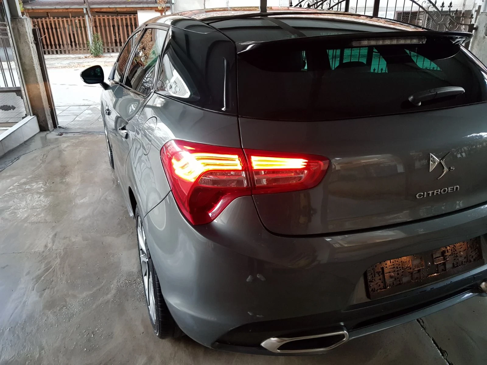 Citroen DS5 2.0HDI* Keyless* Panorama* Navi* Camera - изображение 4