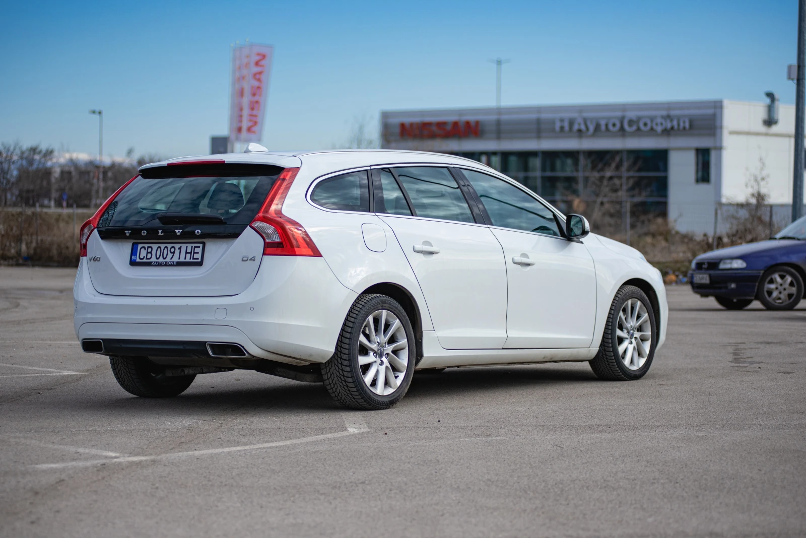 Volvo V60 D4 - изображение 5