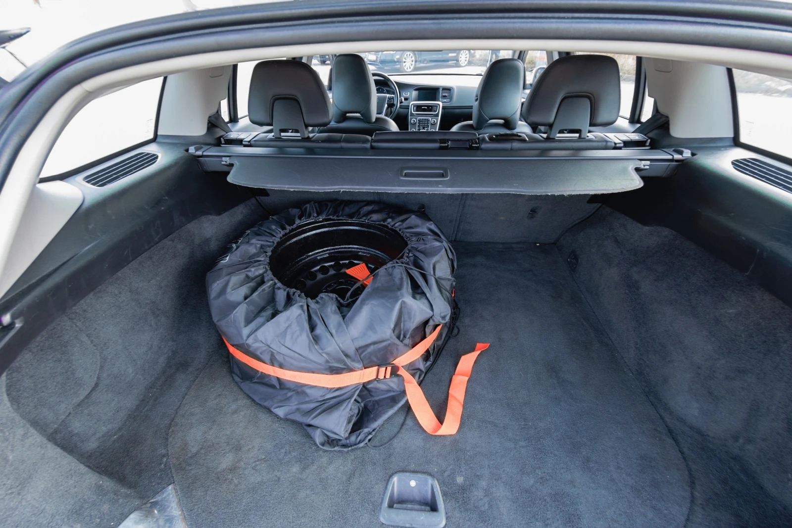 Volvo V60 D4 - изображение 10
