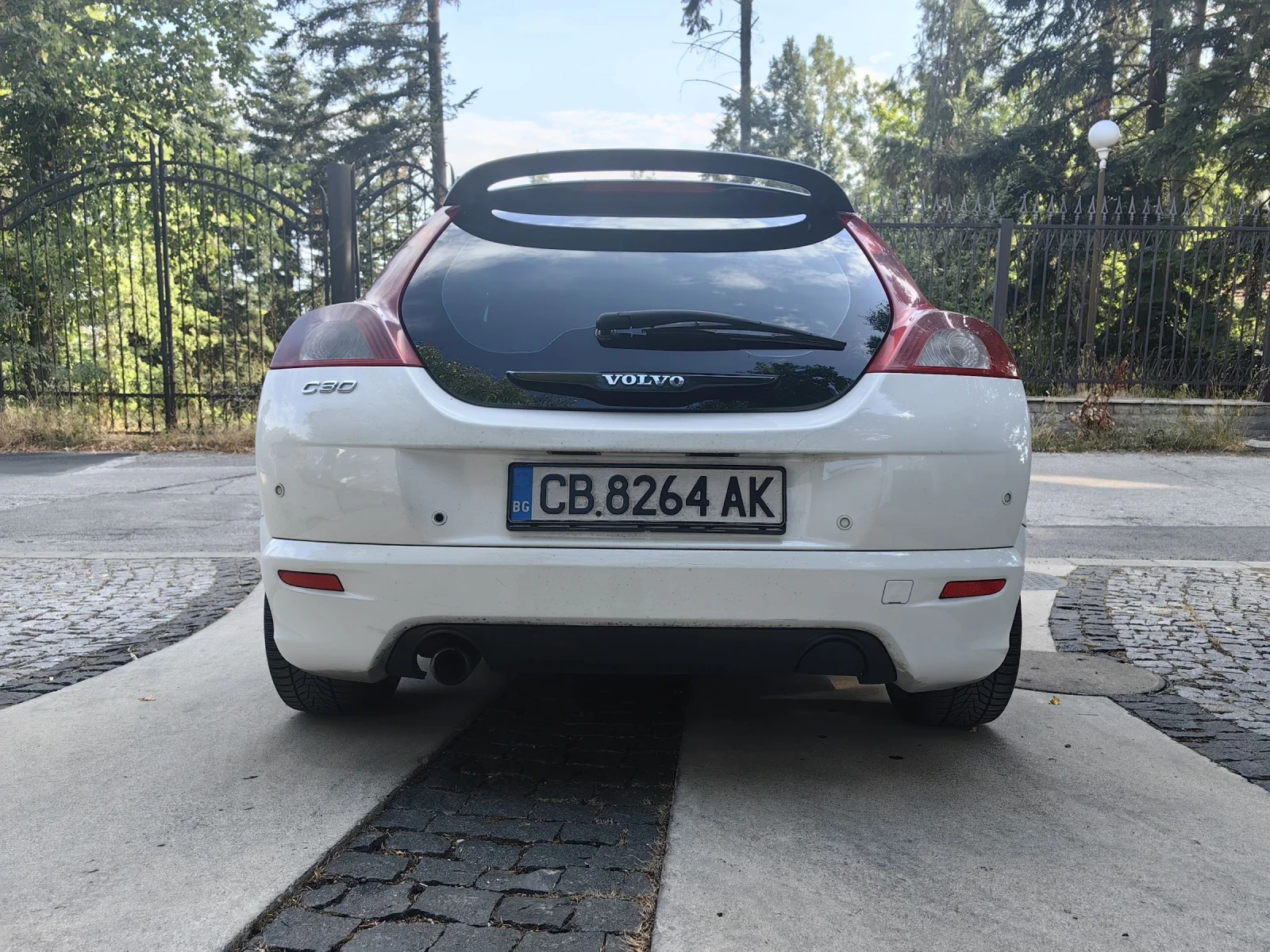 Volvo C30 2.0 diesel R DESIGN  - изображение 7