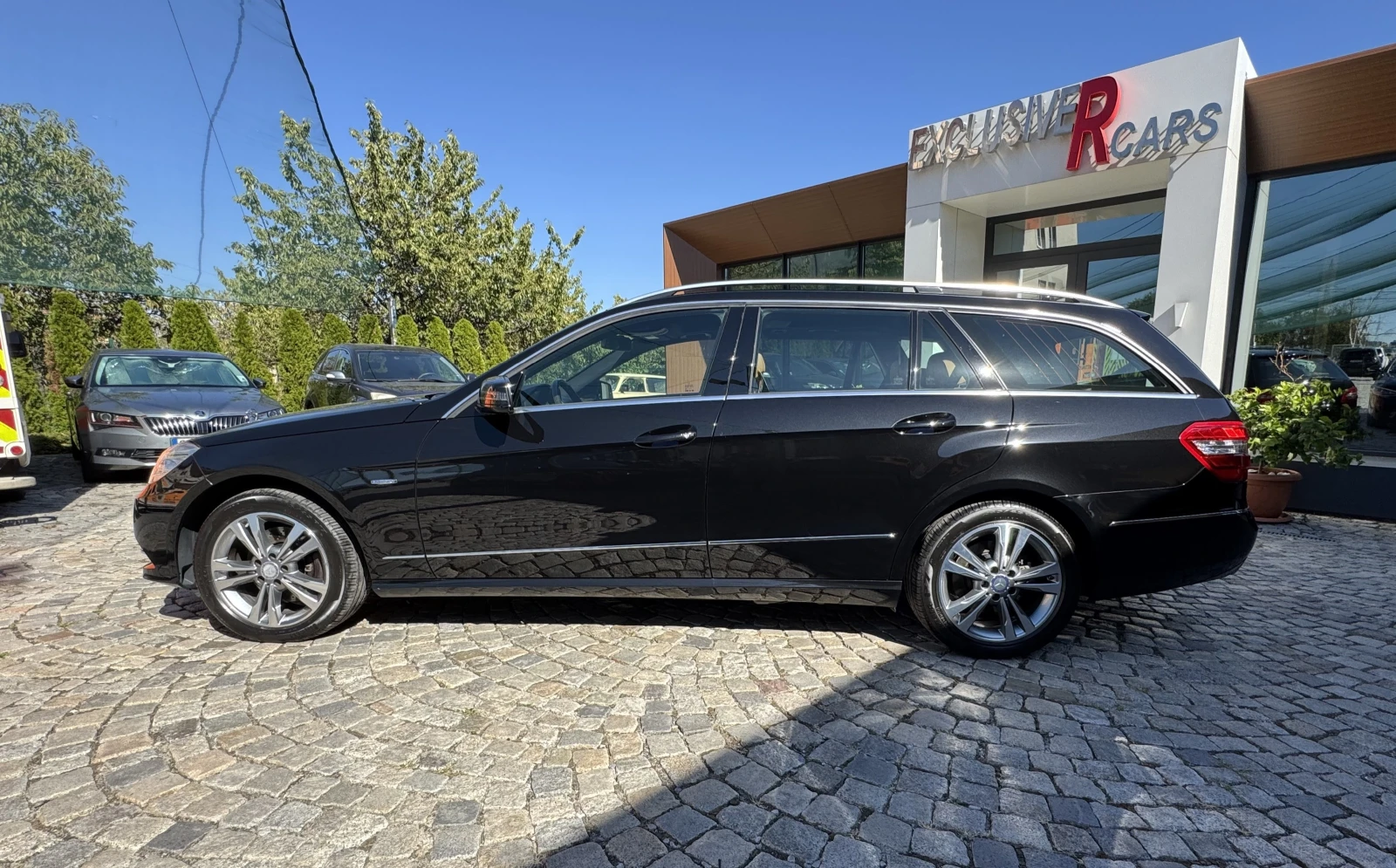 Mercedes-Benz E 350 4 Matic / Face - изображение 3
