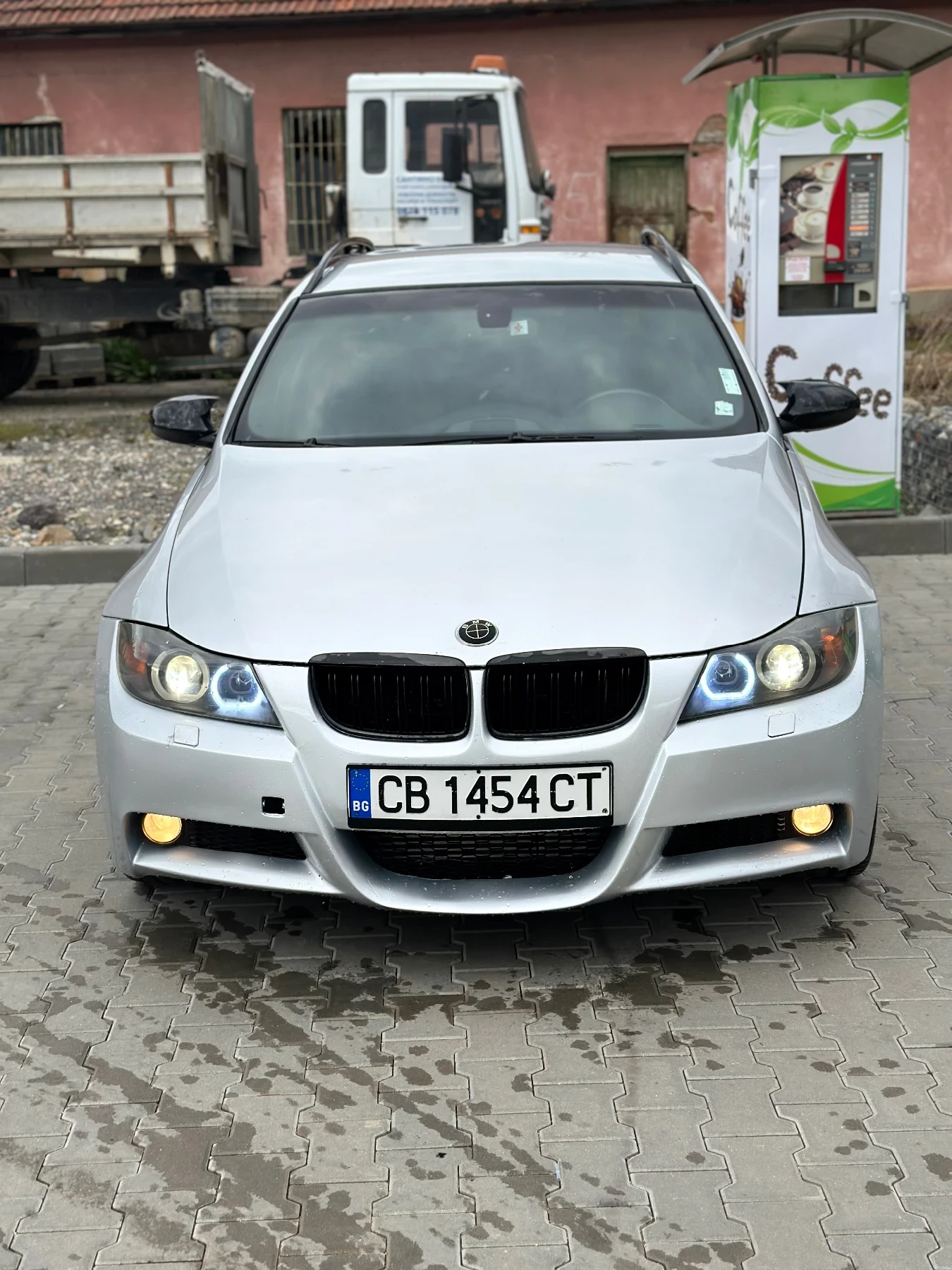 BMW 330  - изображение 8
