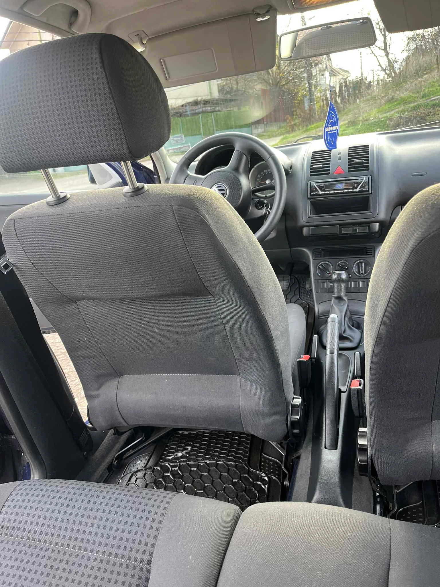 VW Polo  - изображение 5