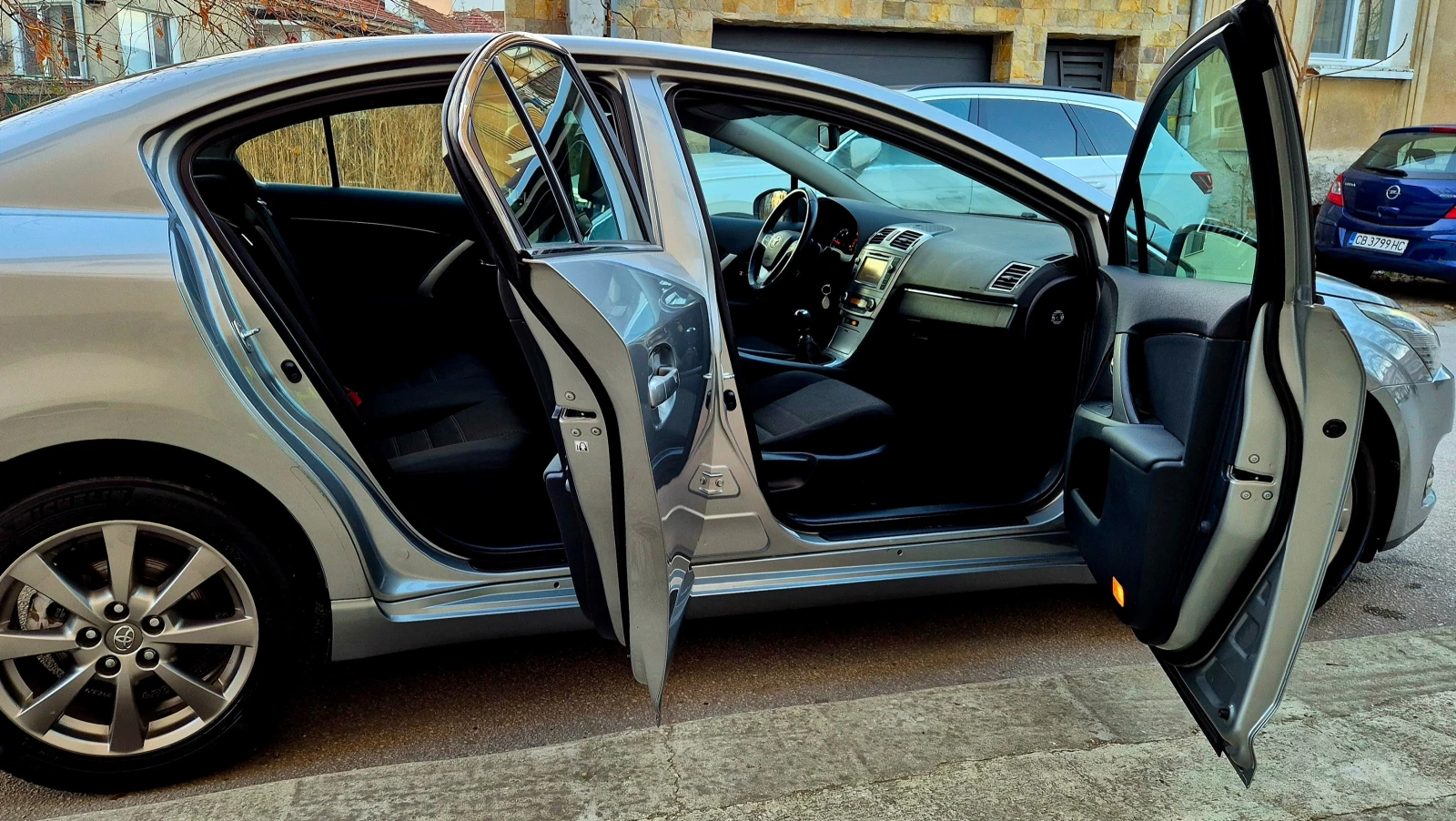 Toyota Avensis 2.0d4d-FACE-EXCLUSIVE-������-����-6��������-japan | Mobile.bg � ����������� 14