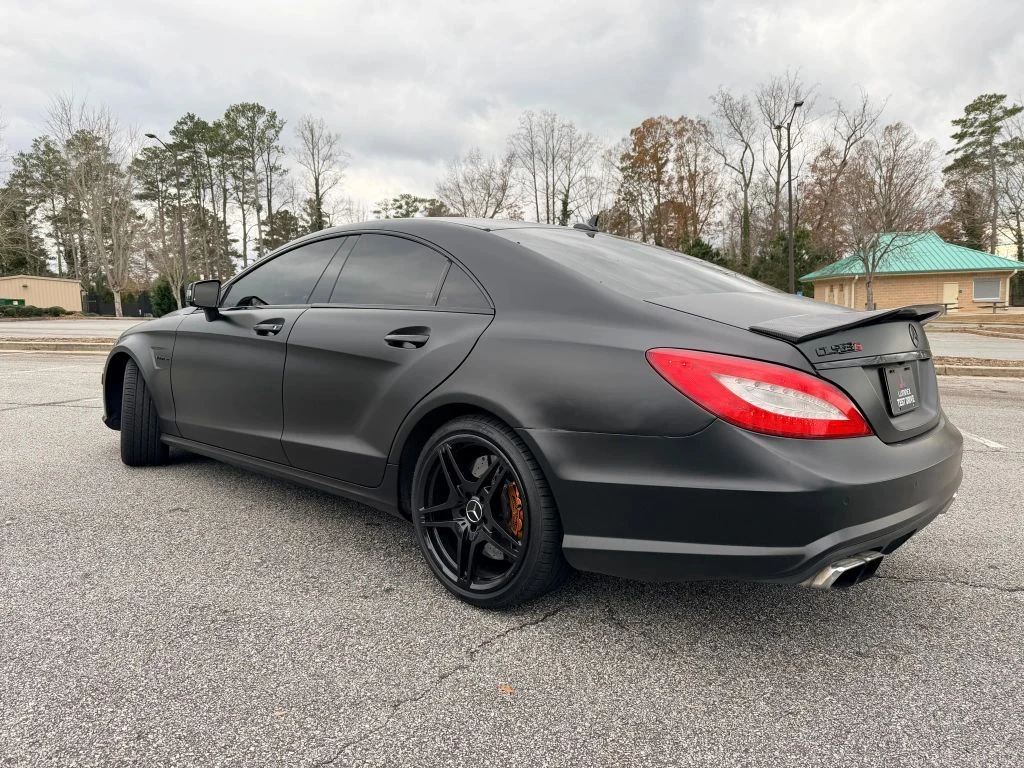 Mercedes-Benz CLS 63 AMG  - изображение 10