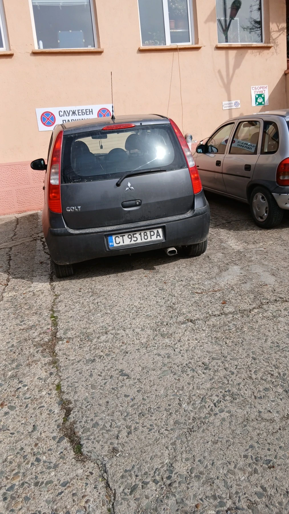 Mitsubishi Colt, снимка 4 - Автомобили и джипове - 53763811