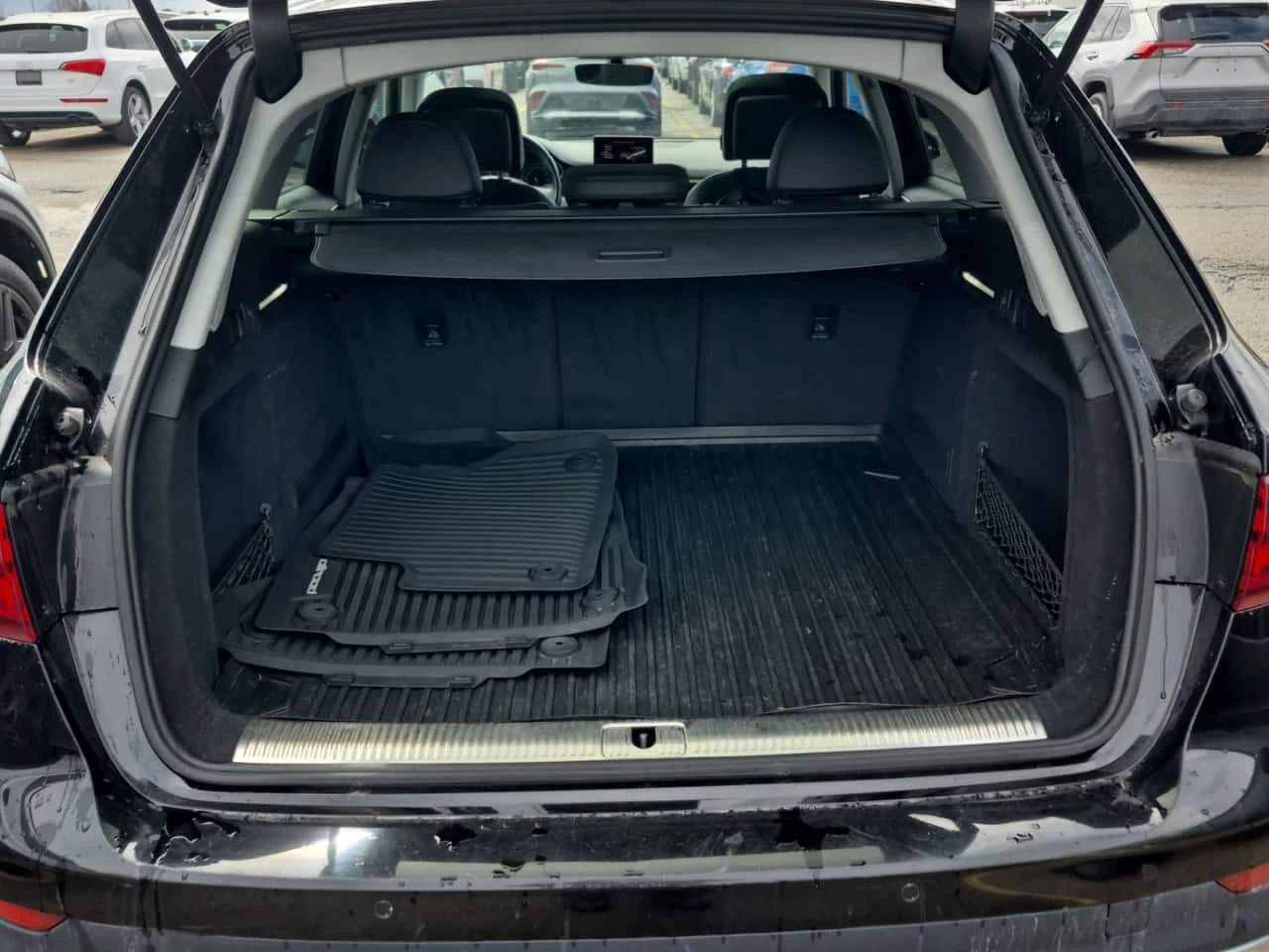 Audi A4 Allroad Quattro| ПОДГРЕВИ| ПАНОРАМА| , снимка 13 - Автомобили и джипове - 54137940