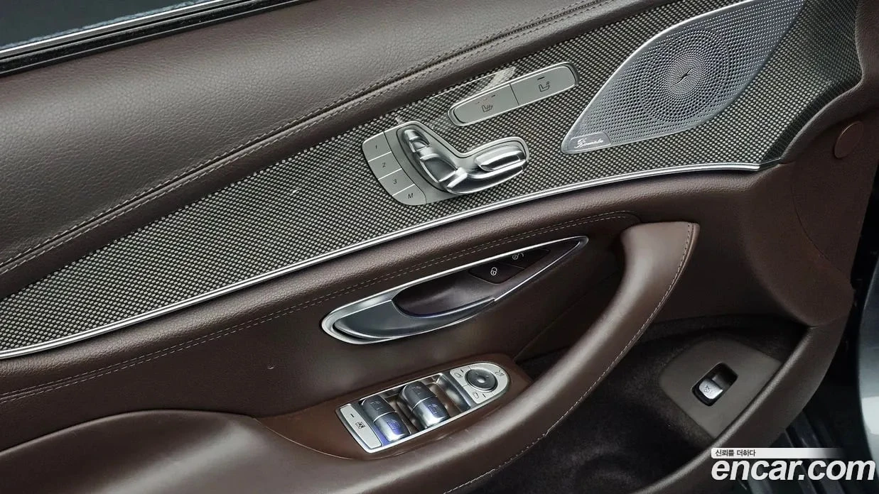 Mercedes-Benz CLS 300 HUD| ПОДГРЕВ| ОБДУХВАНЕ| ПАНОРАМА, снимка 15 - Автомобили и джипове - 54916273