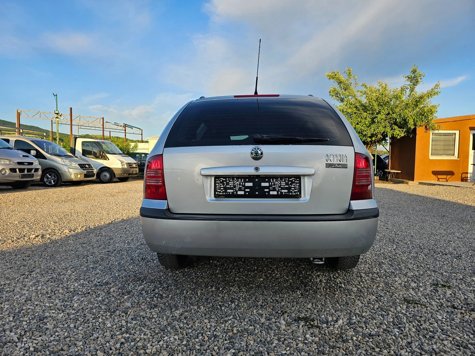 Skoda Octavia 1.9TDI 90kc  Feislift 207000km, снимка 6 - Автомобили и джипове - 54975904