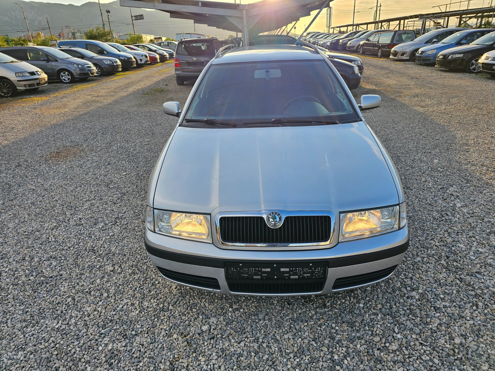 Skoda Octavia 1.9TDI 90kc  Feislift 207000km, снимка 2 - Автомобили и джипове - 54975904