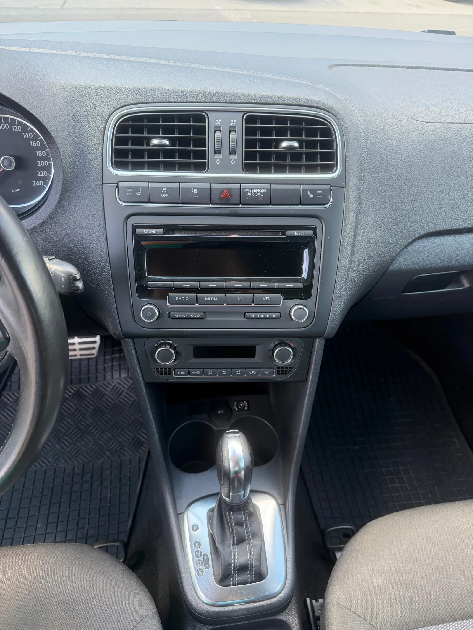 VW Polo STYLE, снимка 14 - Автомобили и джипове - 55262800