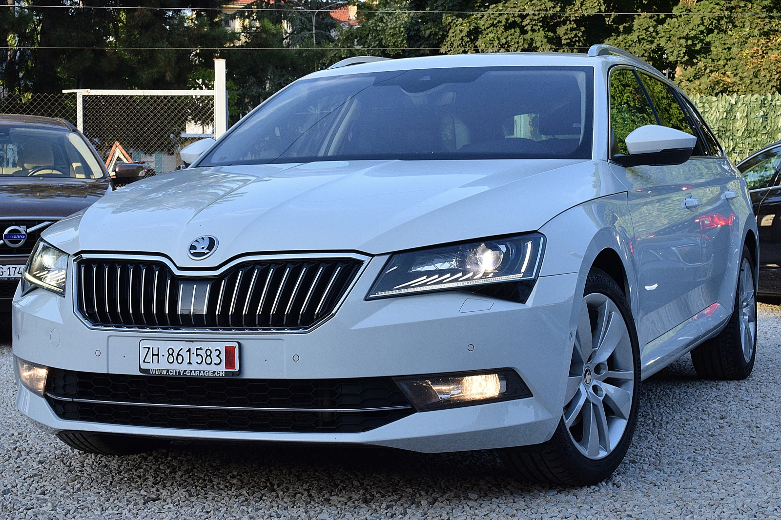 Skoda Superb 2.0ШВЕЙЦАРИЯ-ДИСТРОНИК/КОЖА/НАВИ/LANE ASSIST/4x4