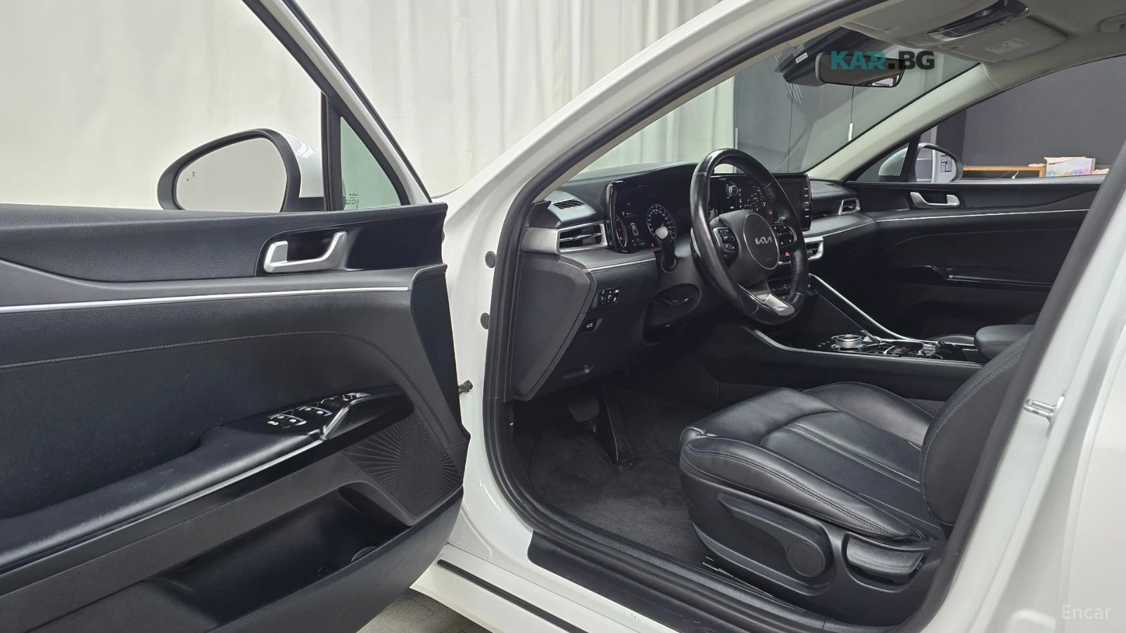 Kia K5 2.0 TRENDY* DISTRONIC* LANE* ПОДГРЕВ ВОЛАН, снимка 3 - Автомобили и джипове - 55386603