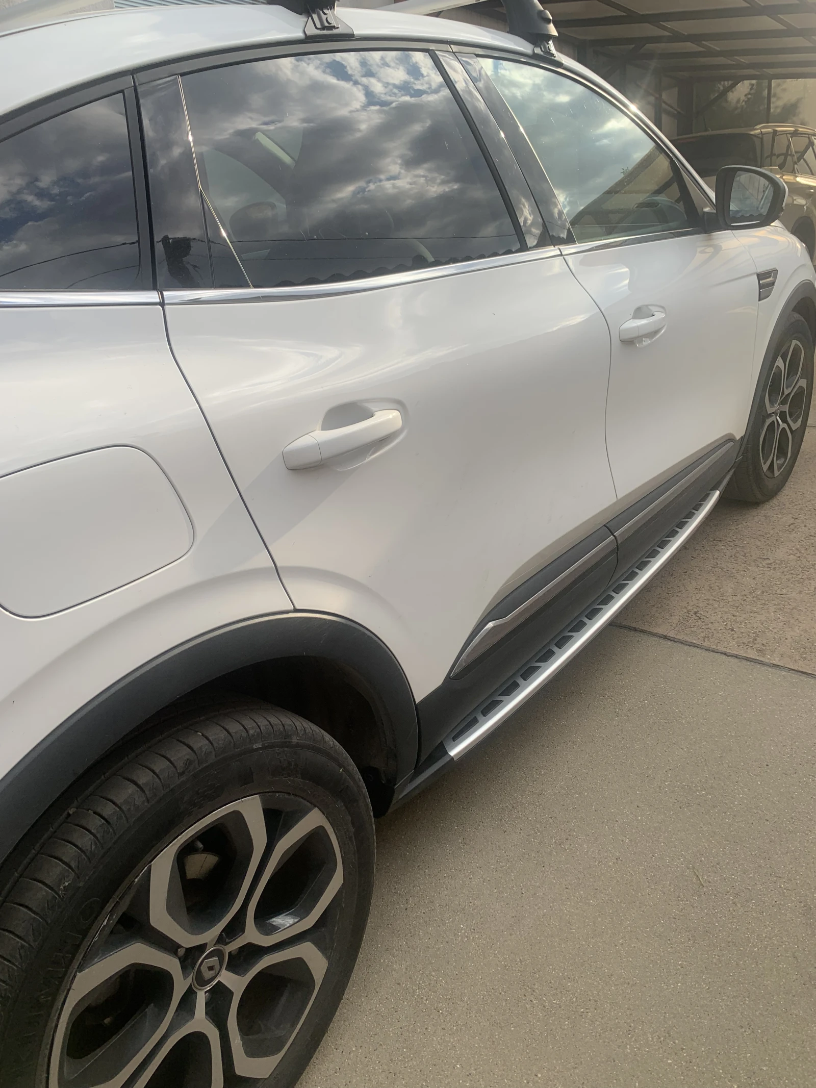 Renault Arkana, снимка 6 - Автомобили и джипове - 55397121