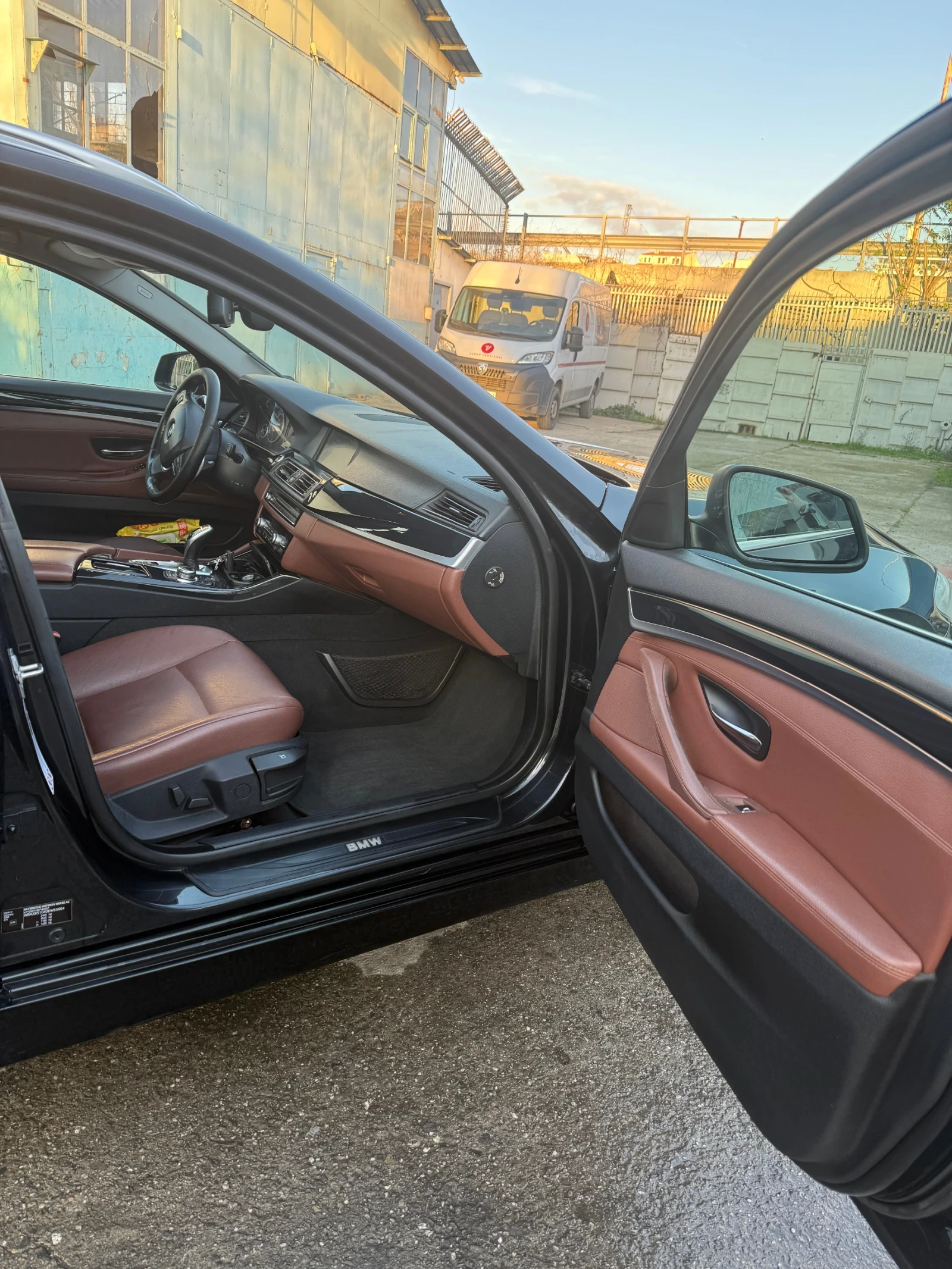 BMW 530, снимка 8 - Автомобили и джипове - 55400356