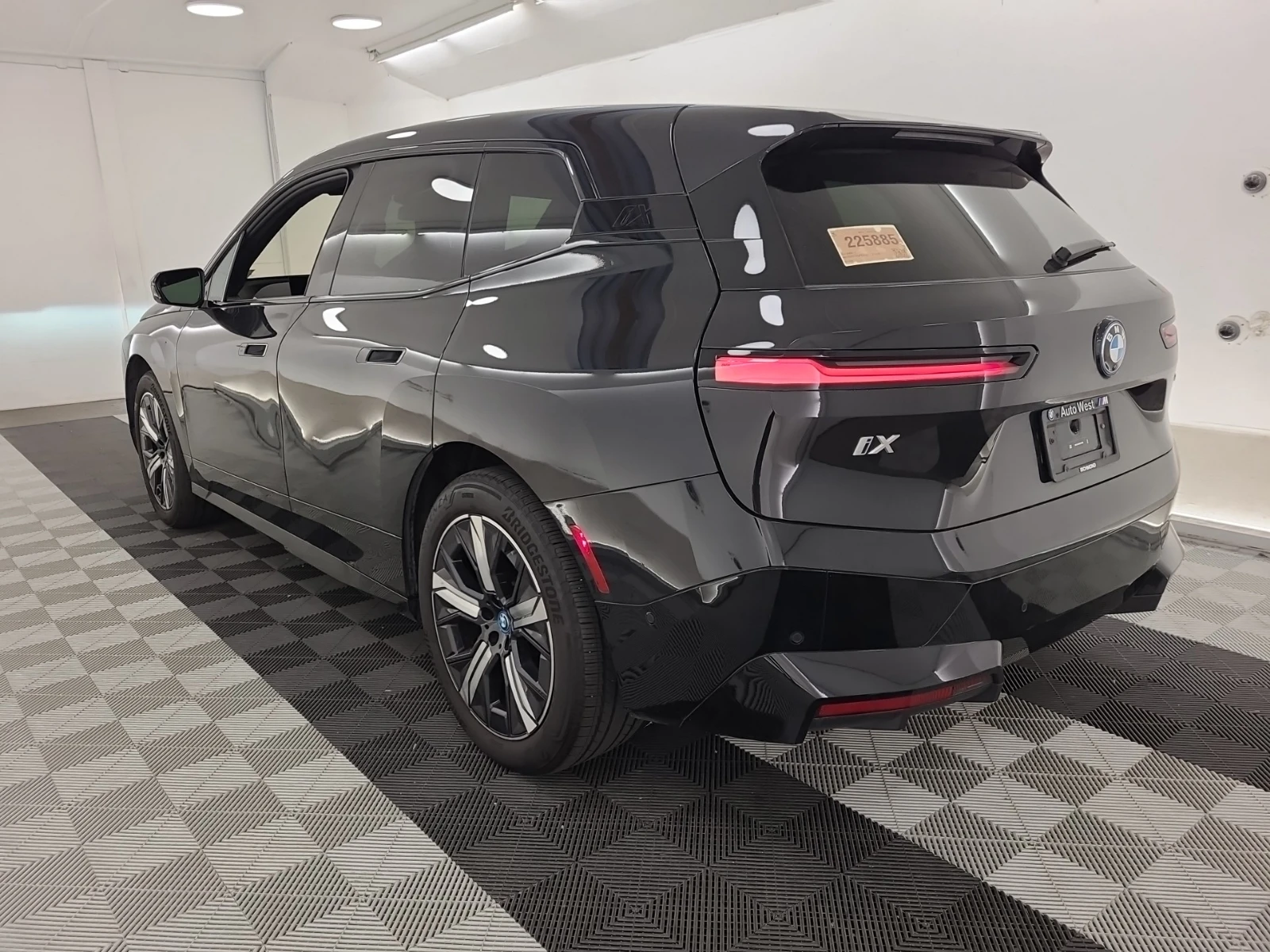 BMW iX xDrive40, снимка 4 - Автомобили и джипове - 55554837