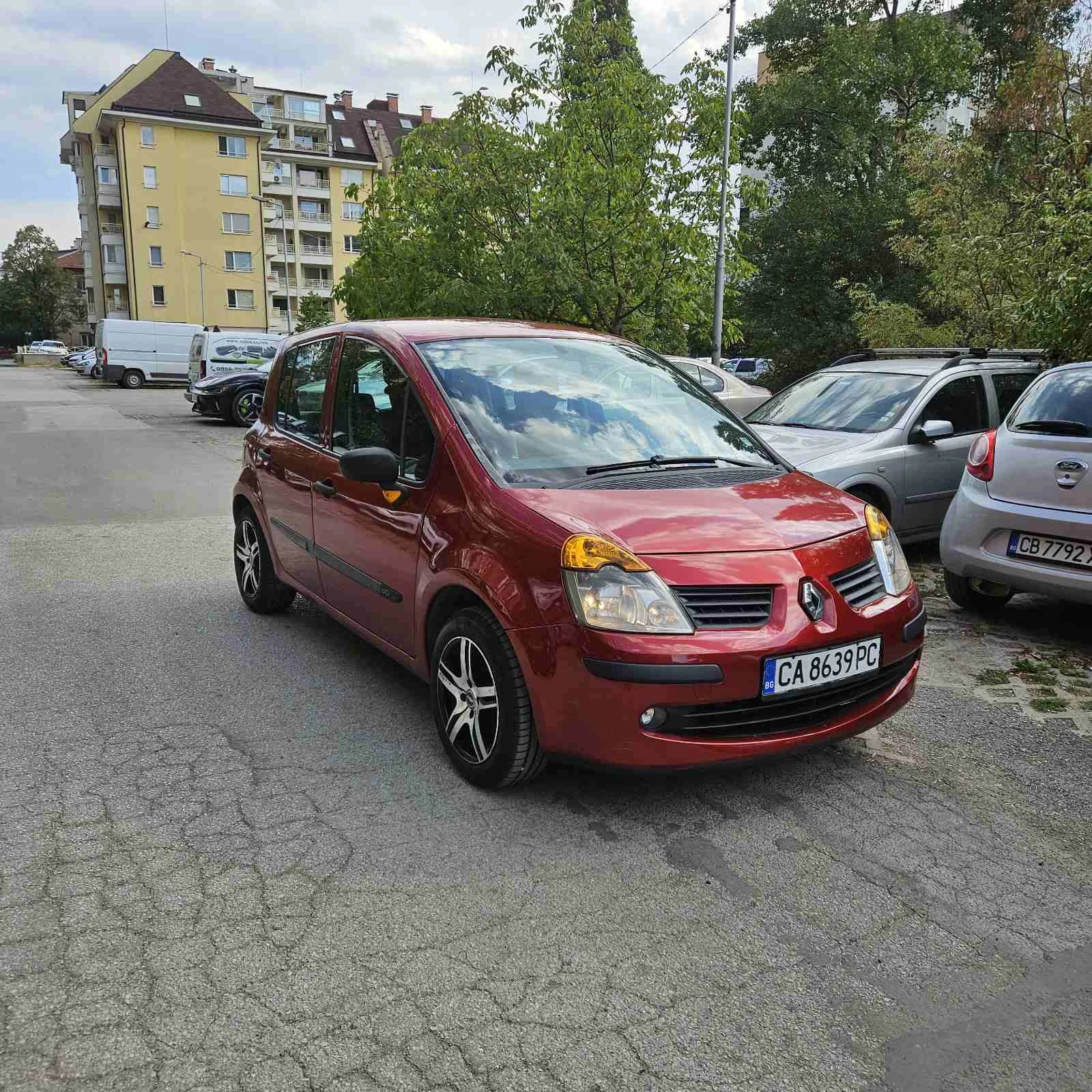 Renault Modus 1.5 dci, снимка 12 - Автомобили и джипове - 55942392