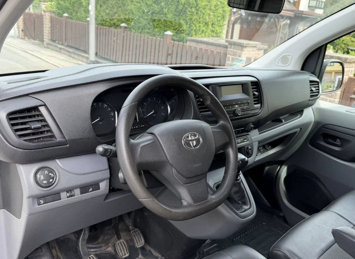 Toyota Proace City Verso, снимка 8 - Автомобили и джипове - 55974733