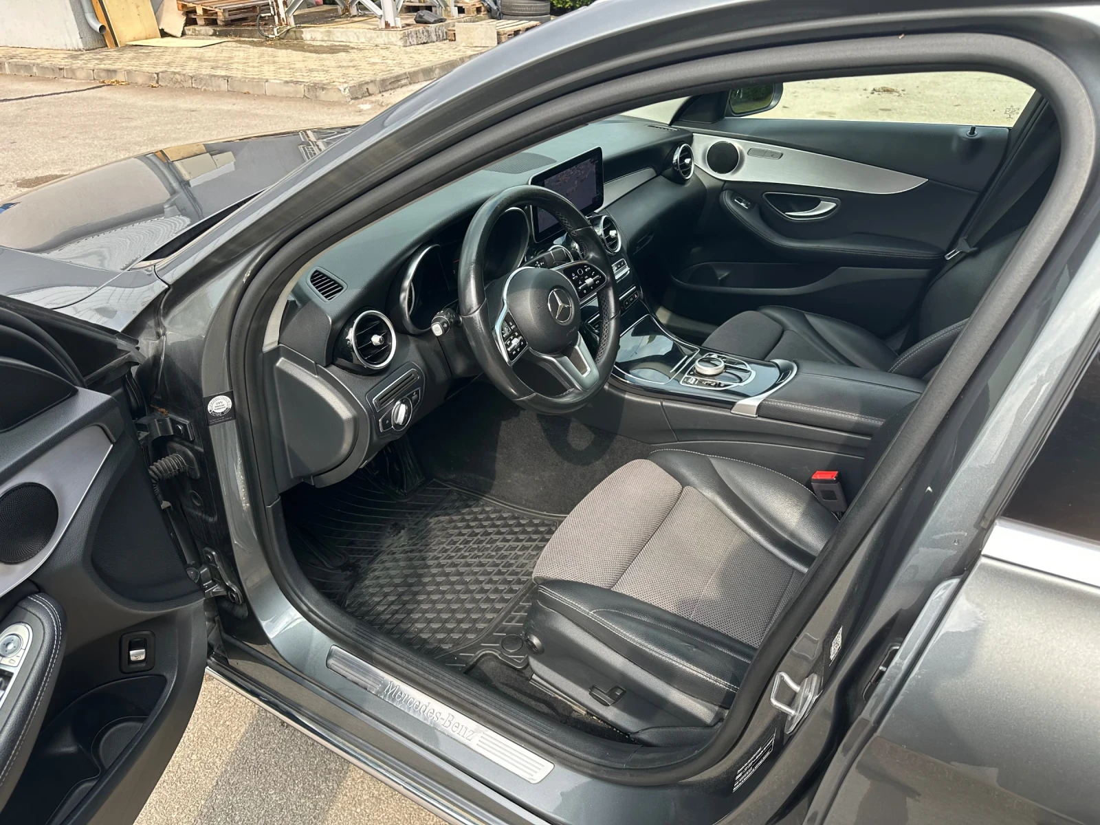Mercedes-Benz C 200 9-G tronic Facelift, снимка 9 - Автомобили и джипове - 56165288