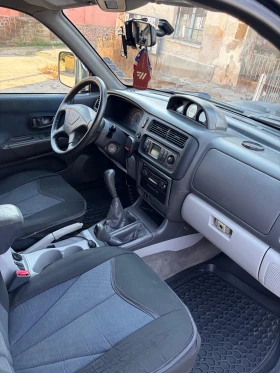 Mitsubishi Pajero sport, снимка 11