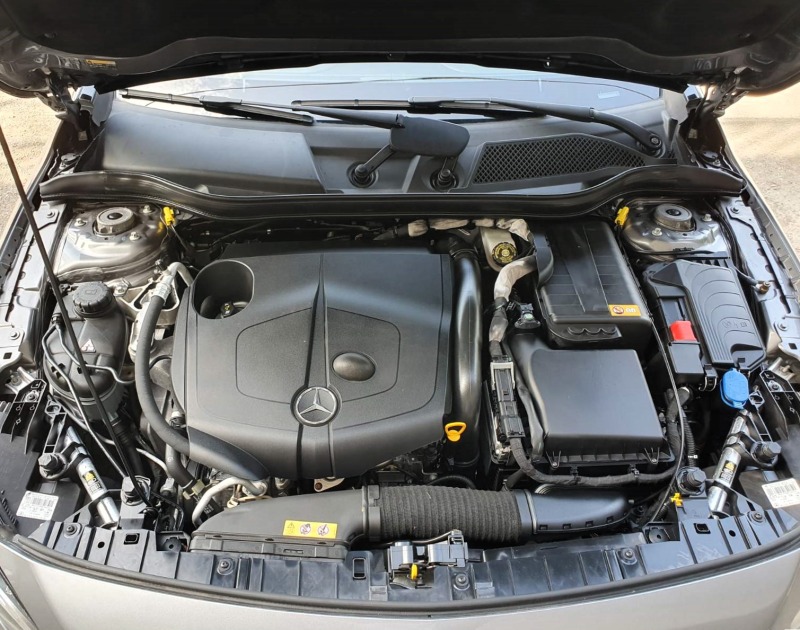 Mercedes-Benz GLA 200cdi 4Matic AMG Premium pack, снимка 16 - Автомобили и джипове - 46173134