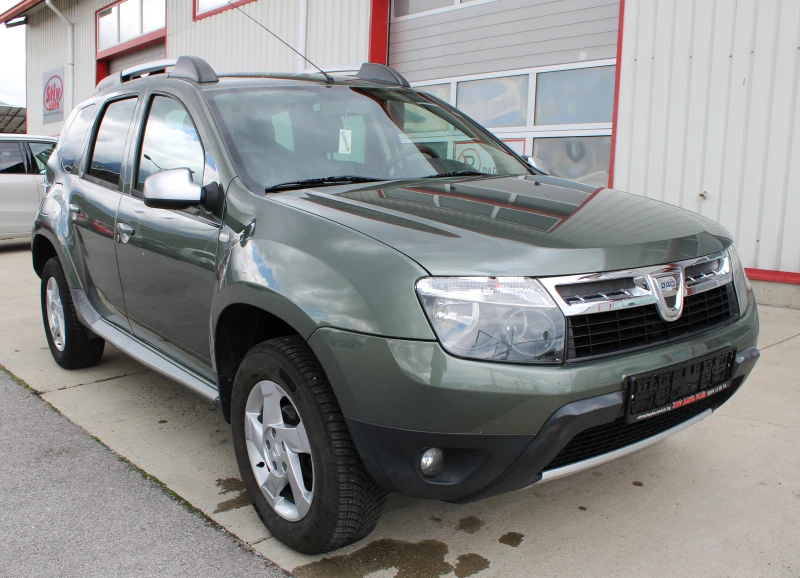 Dacia Duster 1.6 ГАЗ, снимка 3 - Автомобили и джипове - 47239294