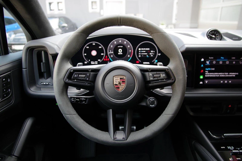 Porsche Cayenne GTS COUPE/FACELIFT/SPORT CHRONO/BOSE/PANO/360/MATR, снимка 9 - Автомобили и джипове - 51835354