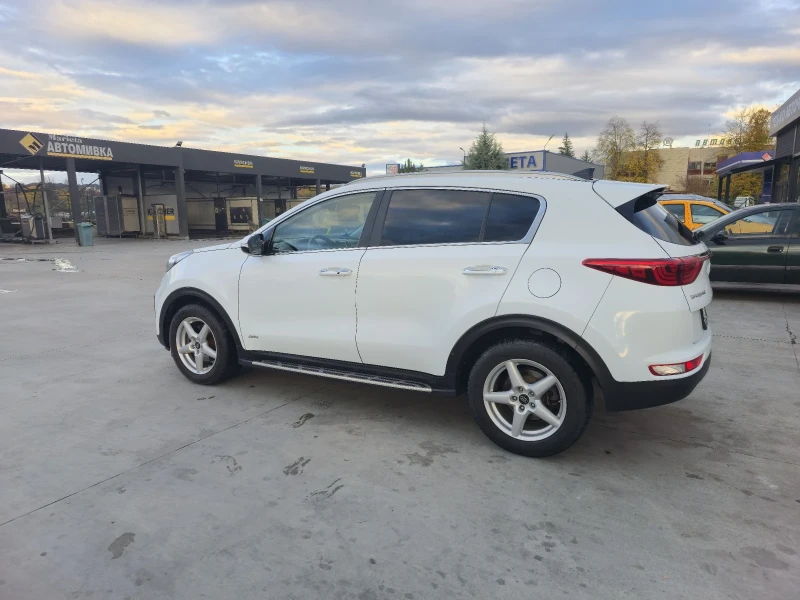 Kia Sportage 2.0crdi 4x4 keyless avtomat, снимка 7 - Автомобили и джипове - 52381373