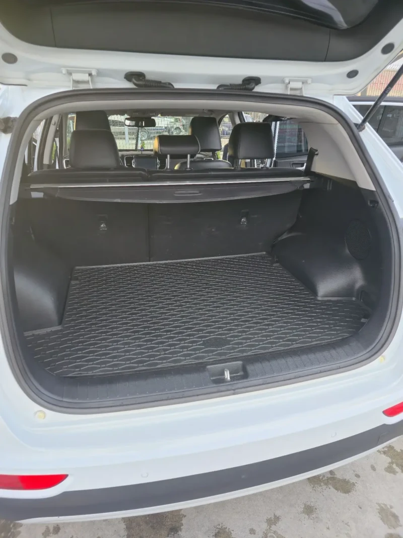 Kia Sportage 2.0crdi 4x4 keyless avtomat, снимка 15 - Автомобили и джипове - 52381373