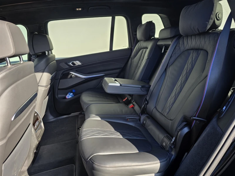 BMW X7 xDrive40i, снимка 10 - Автомобили и джипове - 52848755