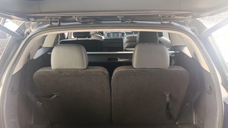 Kia Sorento 6+ 1* LED* PANORAMA* КОЖА* КАМЕРА* ПОДГРЕВ* , снимка 7 - Автомобили и джипове - 53077843