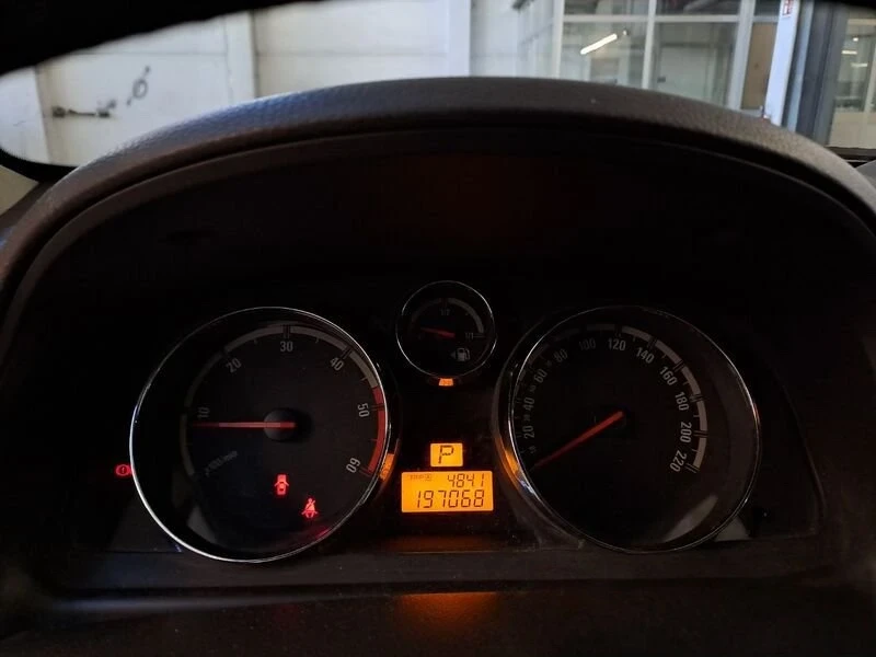 Opel Antara * 2.0CDTI* Cosmo* 4X4* 197000km* , снимка 8 - Автомобили и джипове - 53606630