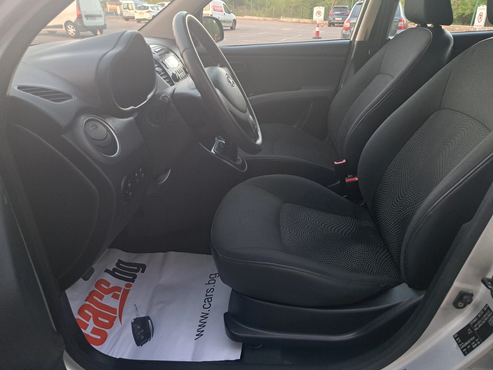 Hyundai I10 * 125 ХИЛ.KM.* TOP* ИТАЛИЯ* , снимка 12 - Автомобили и джипове - 46973692