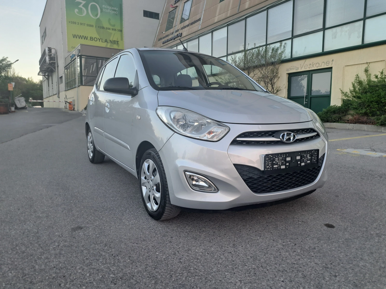 Hyundai I10 * 125 ХИЛ.KM.* TOP* ИТАЛИЯ* , снимка 8 - Автомобили и джипове - 46973692