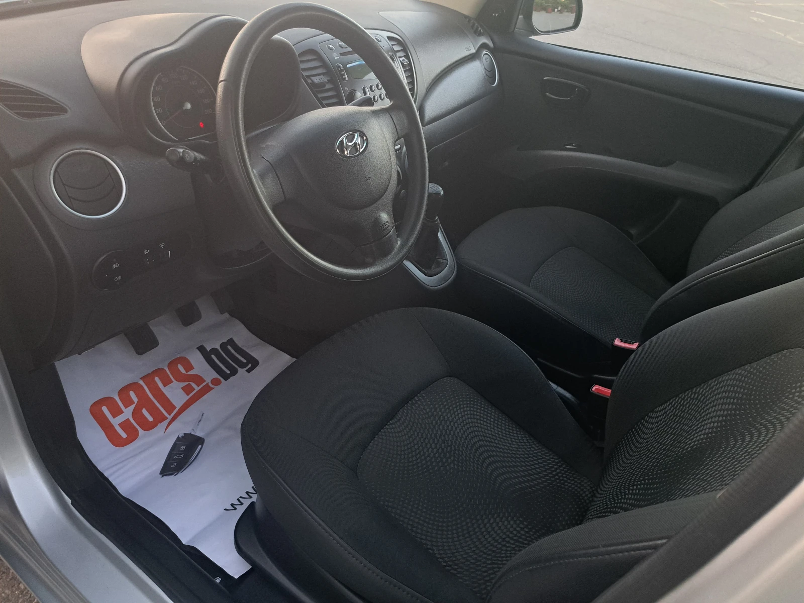 Hyundai I10 * 125 ХИЛ.KM.* TOP* ИТАЛИЯ* , снимка 13 - Автомобили и джипове - 46973692