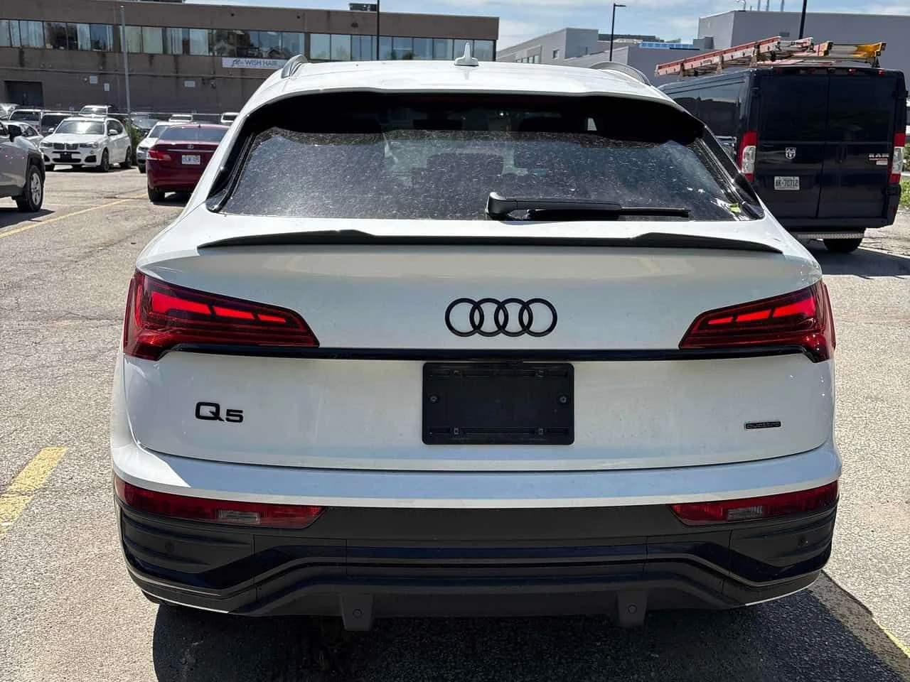 Audi Q5 * Progressiv * АВТОКРЕДИТ БЕЗ ПЪРВОНАЧАЛНА ВНОСКА*, снимка 4 - Автомобили и джипове - 54720732