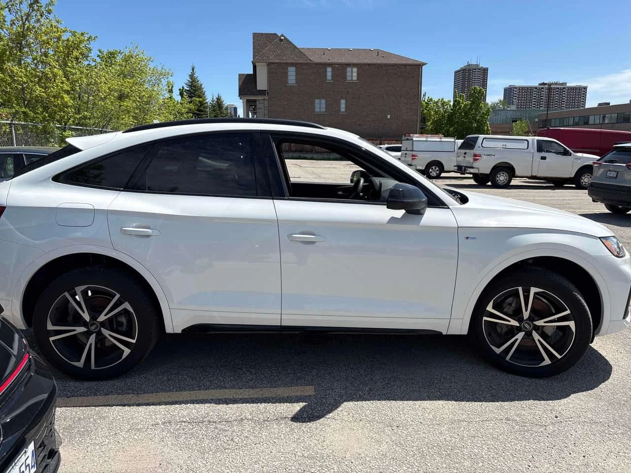 Audi Q5 * Progressiv * АВТОКРЕДИТ БЕЗ ПЪРВОНАЧАЛНА ВНОСКА*, снимка 3 - Автомобили и джипове - 54720732