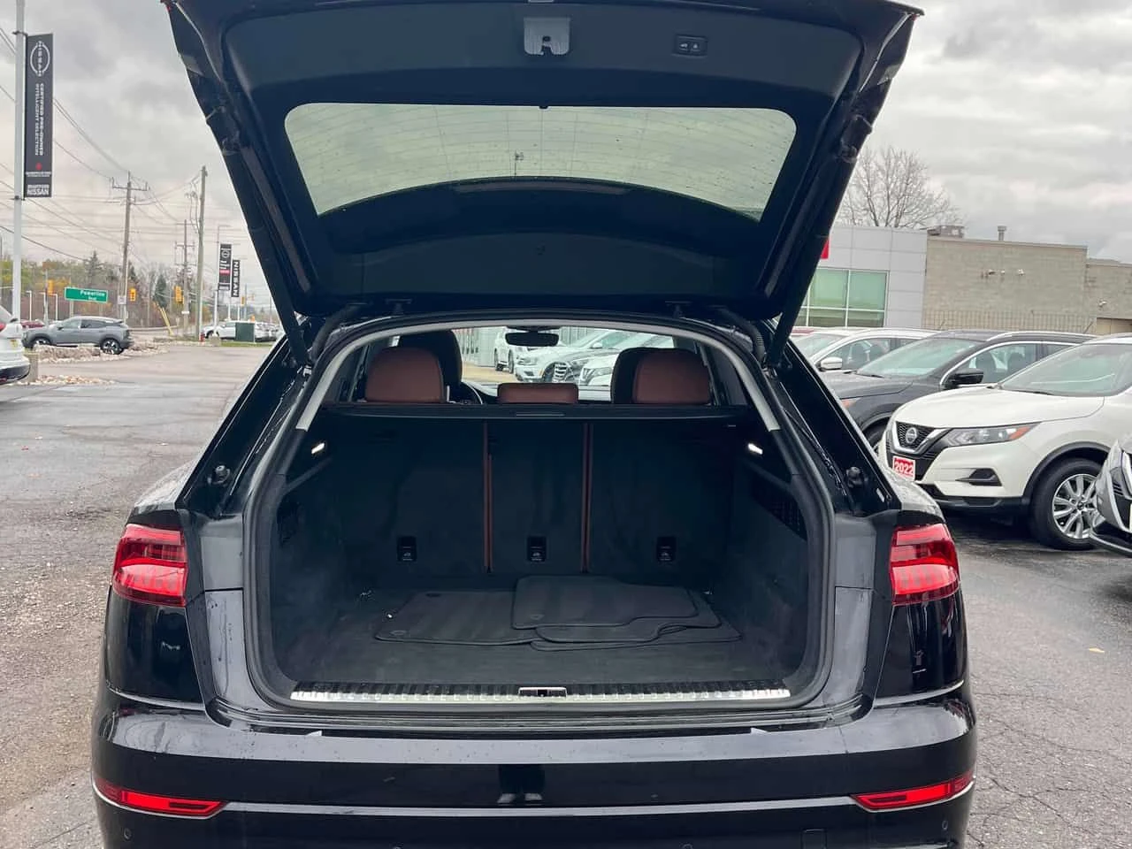 Audi Q8 * Technik * CARFAX * ���� �� �� | Mobile.bg � ����������� 10