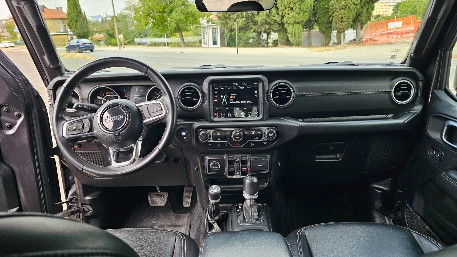Jeep Wrangler SAHARA | Mobile.bg � ����������� 13