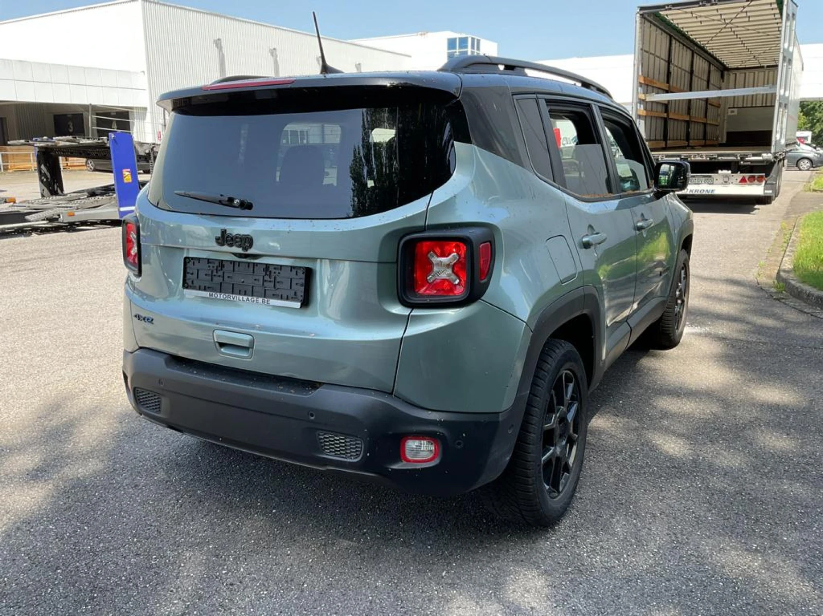 Jeep Renegade 1.3 Upland AWD Navi, снимка 4 - Автомобили и джипове - 56270355