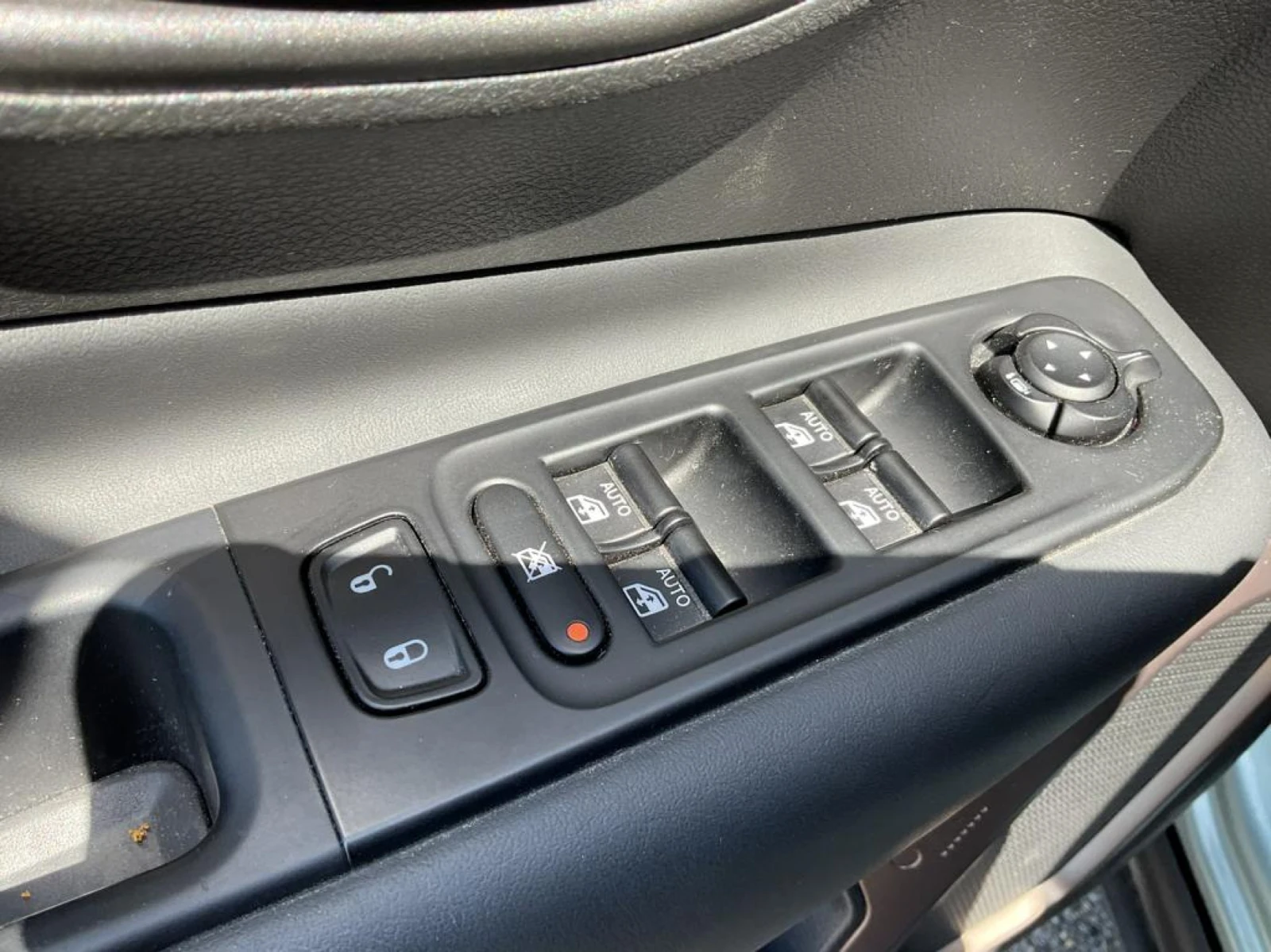 Jeep Renegade 1.3 Upland AWD Navi, снимка 14 - Автомобили и джипове - 56270355